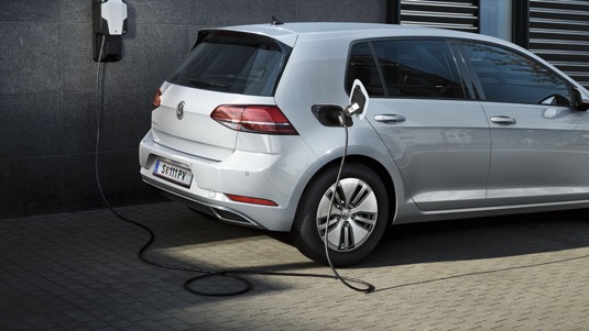 Nabíjení elektromobilu Volkswagen e-Golf